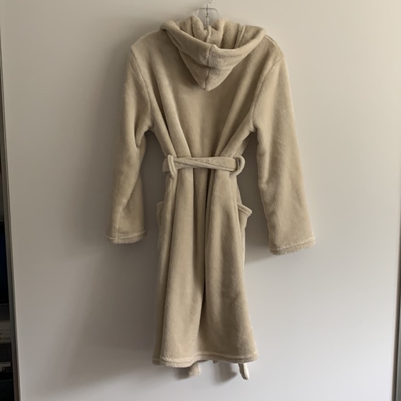 Summer & Rose Robe - Picture 3 of 6